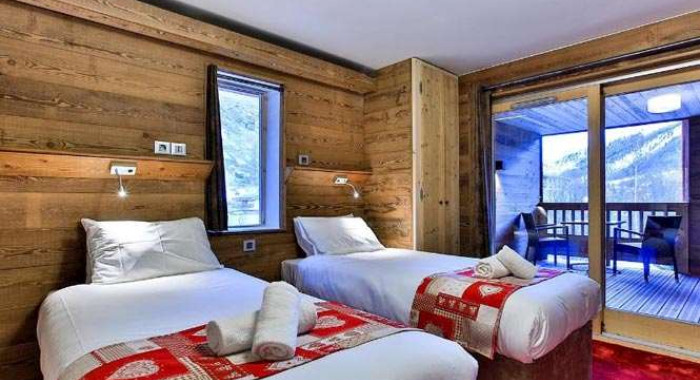 Hotel Ski Lodge, Val D'Isere ski chalet, image 3